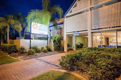 At The Sound Noosa Motel - Sydney 4u 18