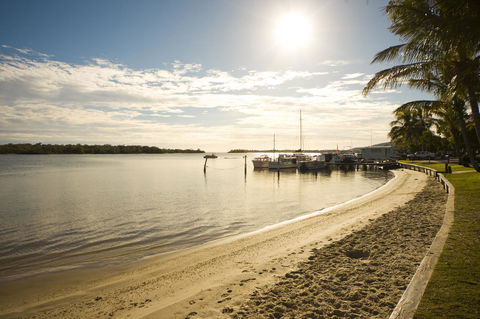 At The Sound Noosa Motel - Sydney 4u 12