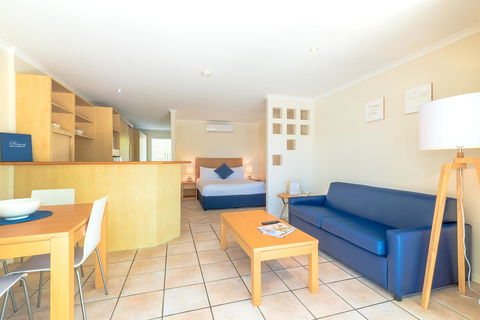 At The Sound Noosa Motel - Sydney 4u 28