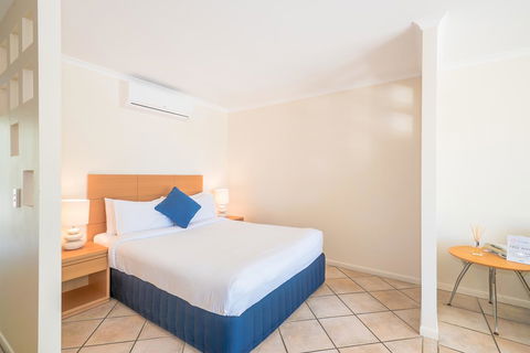 At The Sound Noosa Motel - Sydney 4u 24