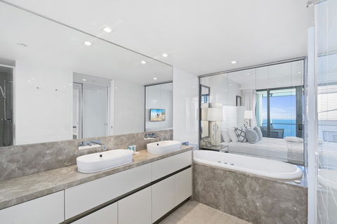 Soul Surfers Paradise - Gclr - Sydney 4u 5