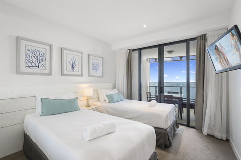 Soul Surfers Paradise - Gclr - Sydney 4u 7
