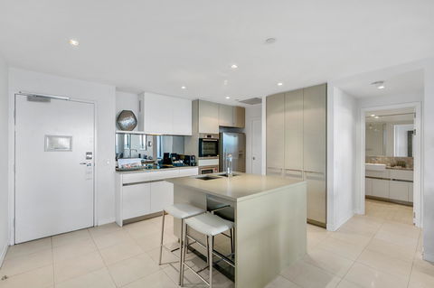 Soul Surfers Paradise - Gclr - Sydney 4u 38