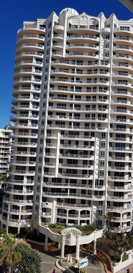 APR Private SUITES MOROC By The Beach - Sydney 4u 8