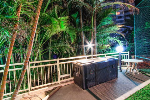 Seacrest Beachfront Apartments Surfers Paradise - Sydney 4u 31