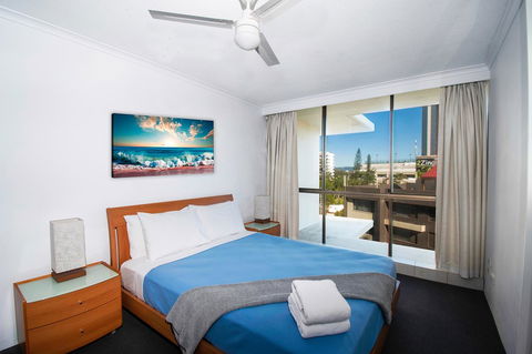Seacrest Beachfront Apartments Surfers Paradise - Sydney 4u 10