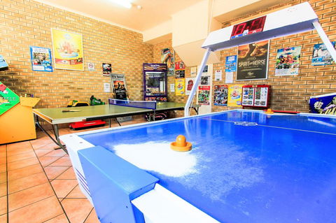 Seacrest Beachfront Apartments Surfers Paradise - Sydney 4u 26