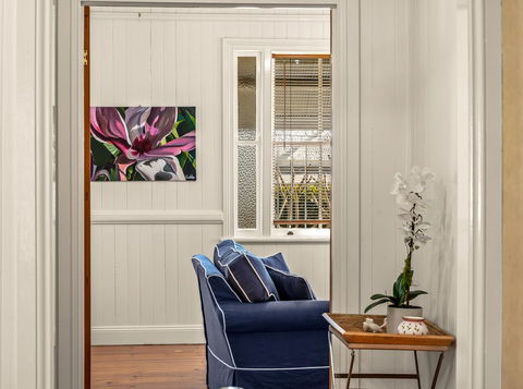 Frangipani House - Sydney 4u 5