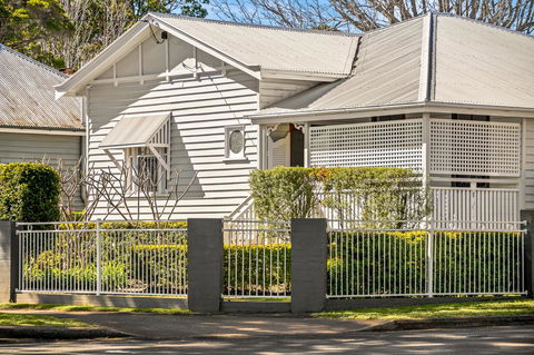 Frangipani House - Sydney 4u 26