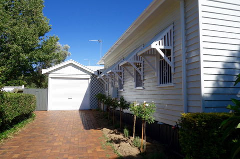 Frangipani House - Sydney 4u 35