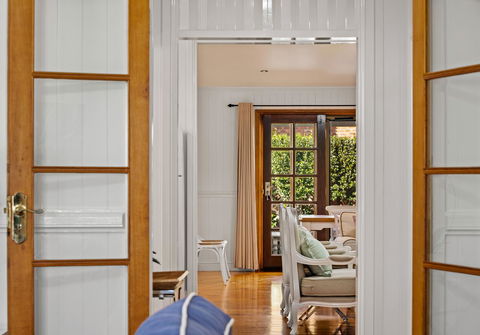 Frangipani House - Sydney 4u 6