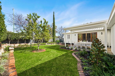 Frangipani House - Sydney 4u 32