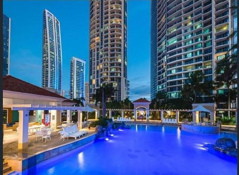 The Towers Of Chevron Renaissance - Holidays Gold Coast - Sydney 4u 5