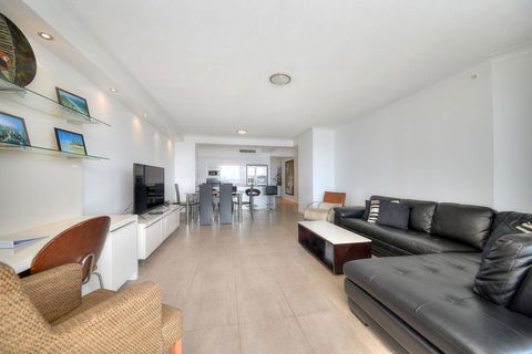 The Towers Of Chevron Renaissance - Holidays Gold Coast - Sydney 4u 21