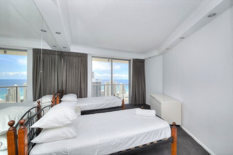The Towers Of Chevron Renaissance - Holidays Gold Coast - Sydney 4u 39