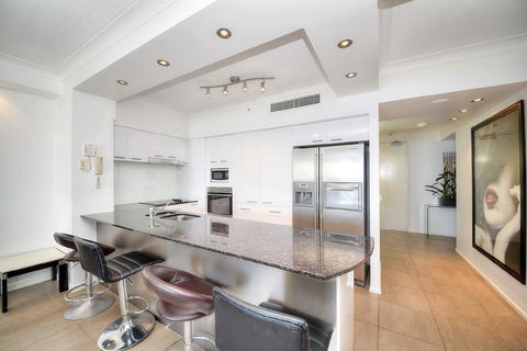 The Towers Of Chevron Renaissance - Holidays Gold Coast - Sydney 4u 18