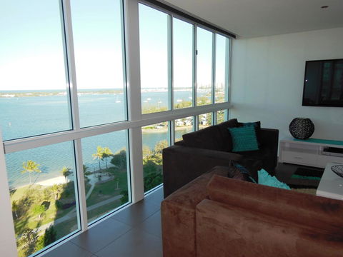 Crystal Bay On The Broadwater - Sydney 4u 32
