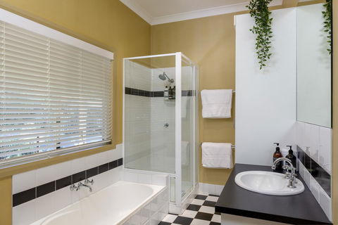 Noosa Beachhouse - Sydney 4u 10