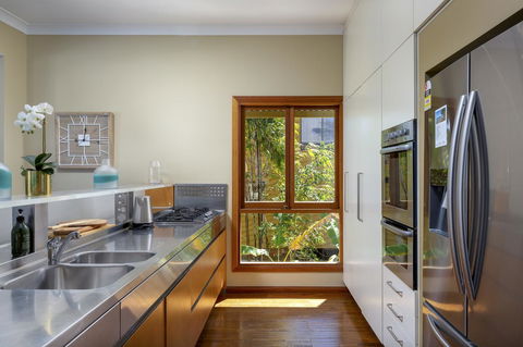 Noosa Beachhouse - Sydney 4u 2