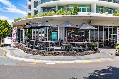 Sunset Retreat Mooloolaba - Sydney 4u 40