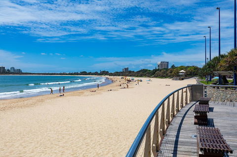 Sunset Retreat Mooloolaba - Sydney 4u 43