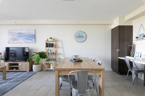 Sunset Retreat Mooloolaba - Sydney 4u 31