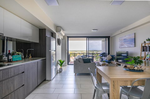 Sunset Retreat Mooloolaba - Sydney 4u 7