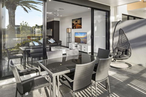 The Residences At The Peninsula - Sydney 4u 15