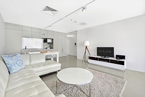 ULTIQA Air On Broadbeach - Sydney 4u 24