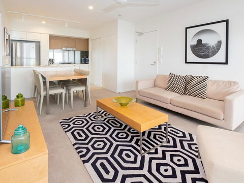 Mowbray East Apartments - Sydney 4u 24