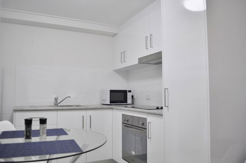 Alexandra Park Motor Inn - Sydney 4u 7