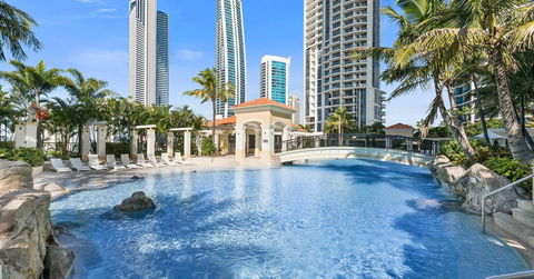 Towers Of Chevron - Private Apartment - Accommodation Sydney 9