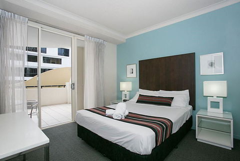 Towers Of Chevron - Private Apartment - Accommodation Sydney 1
