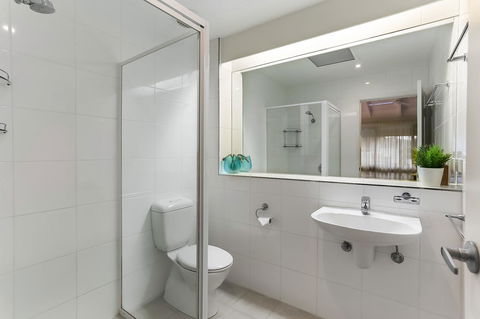 Kananda Beach House - Sydney 4u 5
