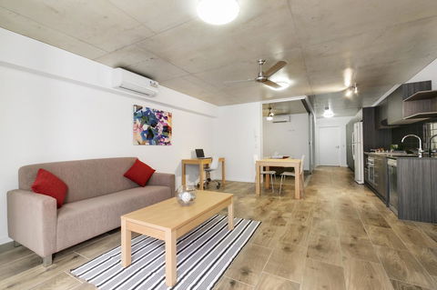 Direct Collective - Pavilion And Governor On Brookes - Sydney 4u 9