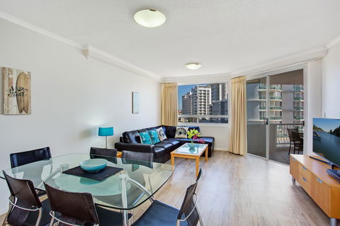 Kirra Beach Apartments - Accommodation Sydney 20