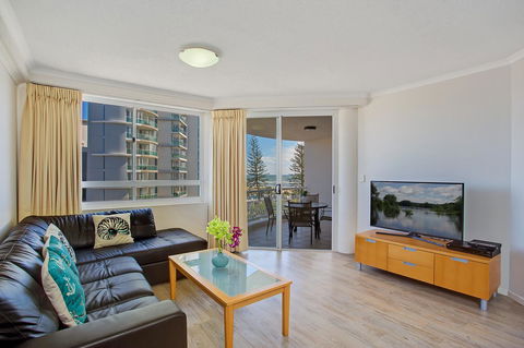 Kirra Beach Apartments - Accommodation Sydney 19