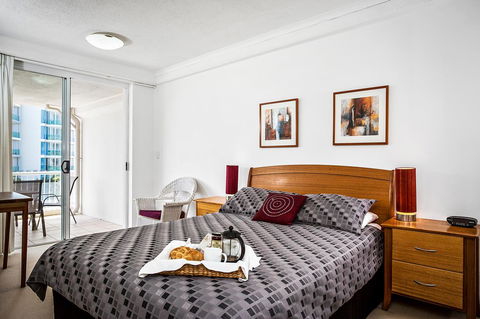 Kirra Beach Apartments - Accommodation Sydney 28