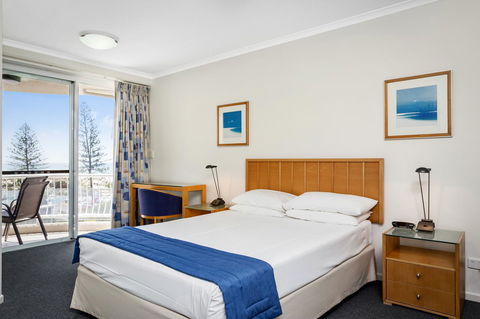 Kirra Beach Apartments - Accommodation Sydney 27