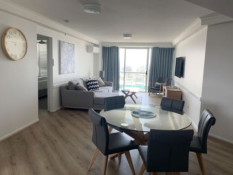 Ocean Plaza Resort - Sydney 4u 1