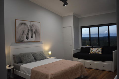 Ironbark House - Sydney 4u 1