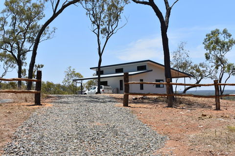 Ironbark House - Sydney 4u 0