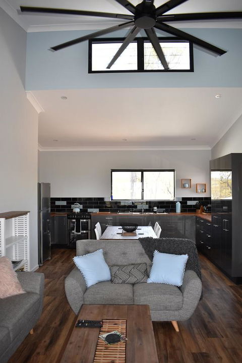 Ironbark House - Sydney 4u 18