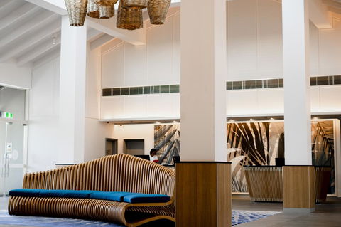 Novotel Cairns Oasis Resort - Sydney 4u 5