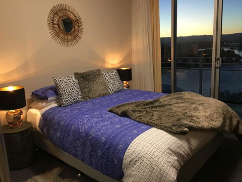 PeepSleep Chevron Towers - Accommodation Sydney 24