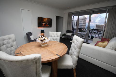 PeepSleep Chevron Towers - Accommodation Sydney 10