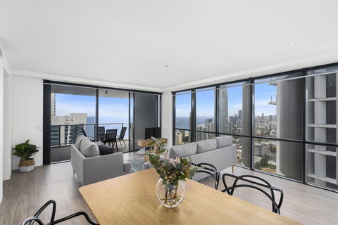 Circle On Cavill - Gclr - Accommodation Sydney 43