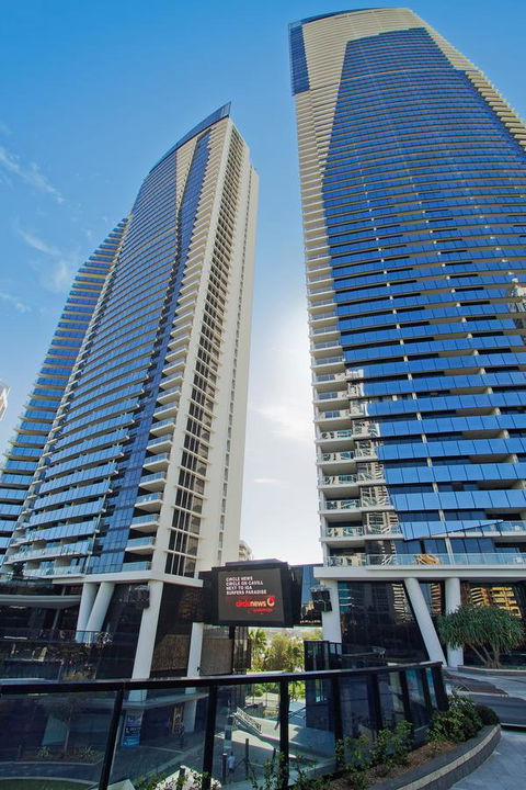 Circle On Cavill - Gclr - Accommodation Sydney 35