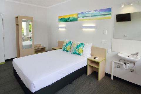 Palm Beach Hotel - Sydney 4u 2