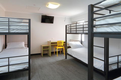 Palm Beach Hotel - Sydney 4u 19